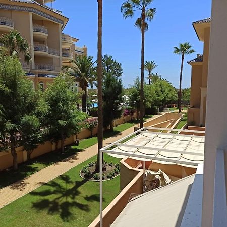 Apartamento 1 dormitorio en primera línea de playa Isla Canela Exterior foto