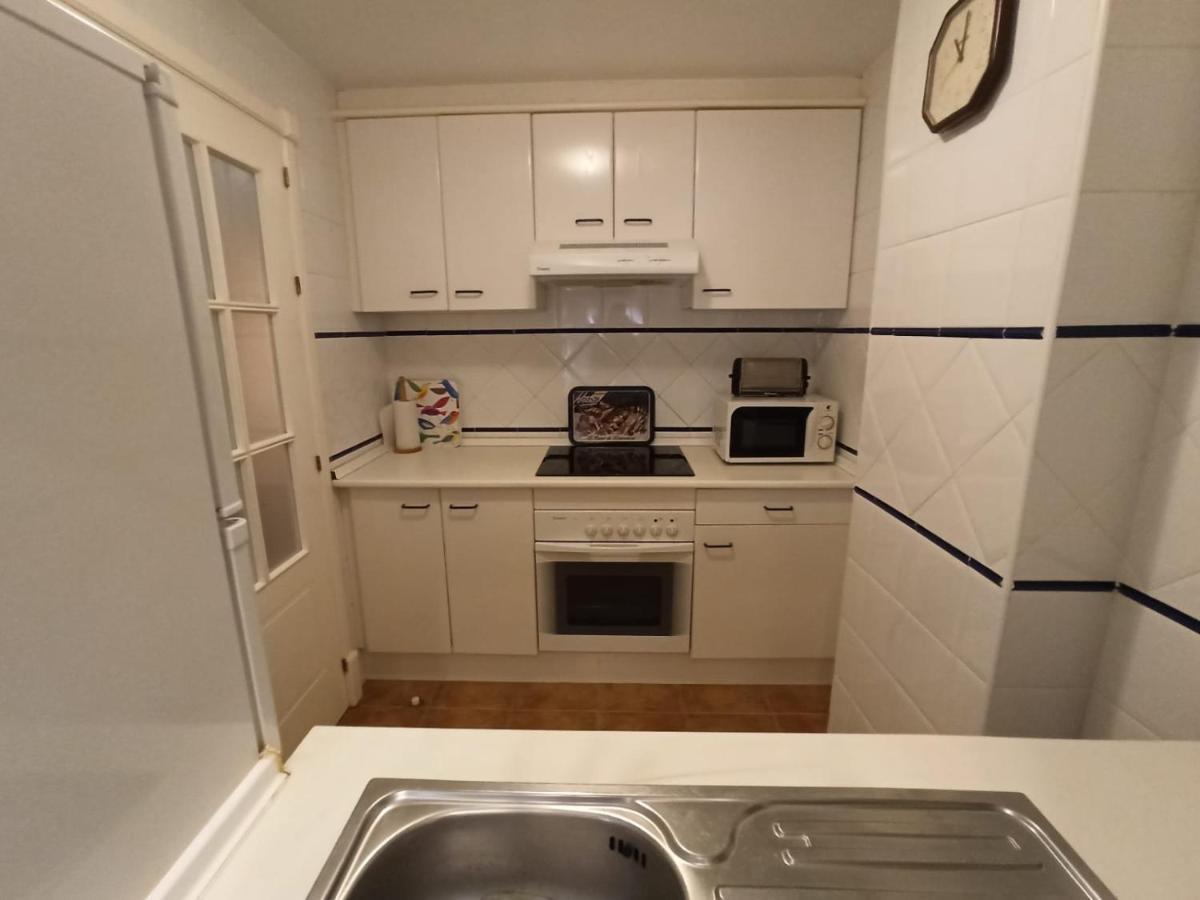 Apartamento 1 dormitorio en primera línea de playa Isla Canela Exterior foto